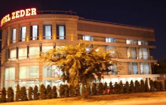 Zeder Garni Hotel 4*